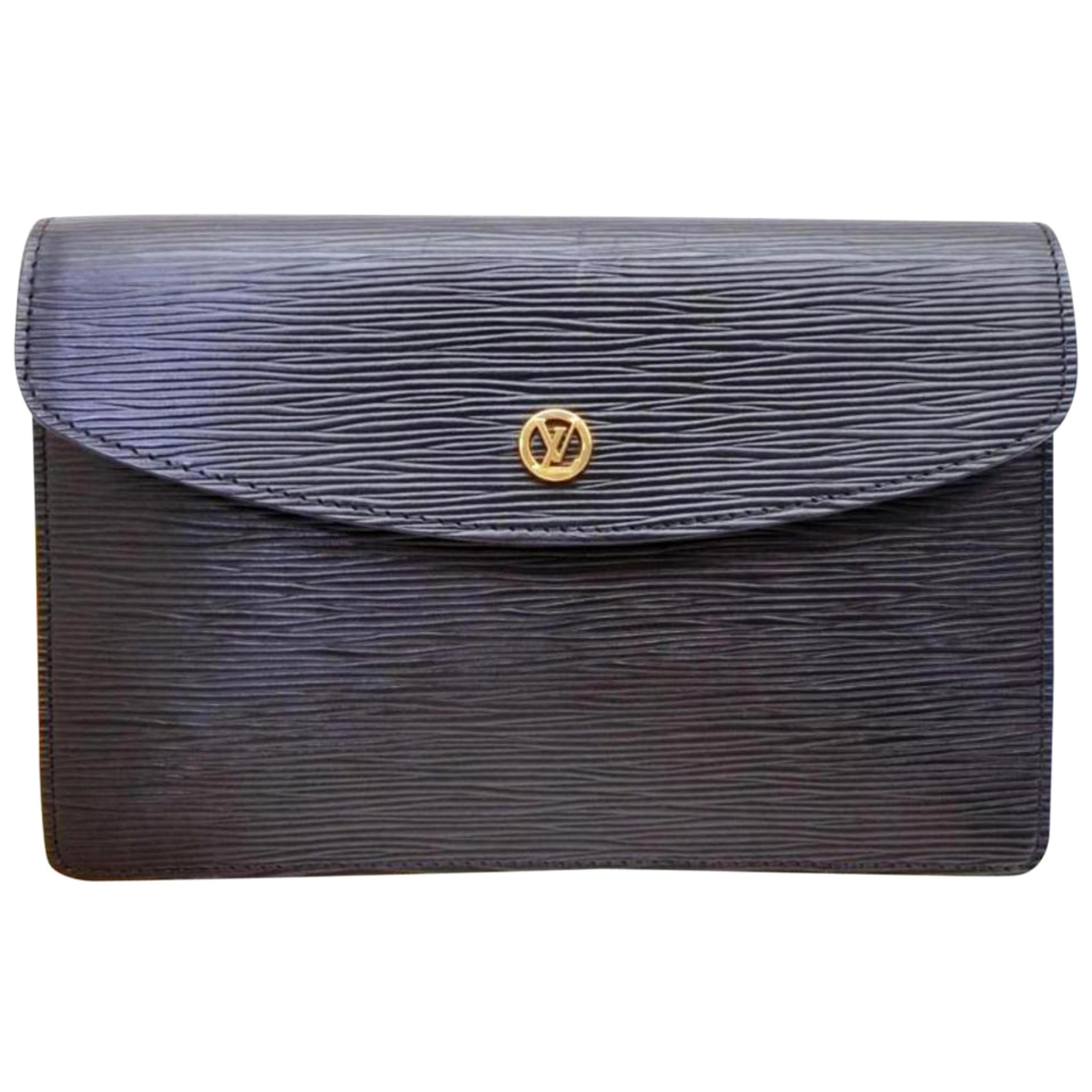 Louis Vuitton Montaigne Pochette (Ultra Rare) Noir 229147 Black Leather Clutch