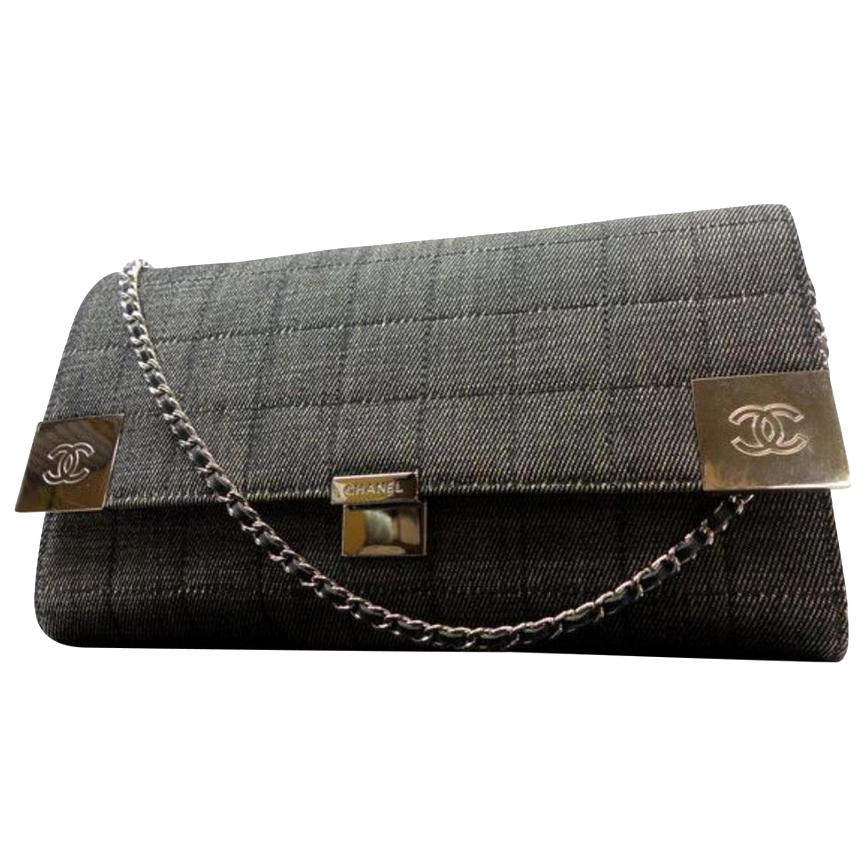 Chanel Wallet on Chain Charcoal Chocolate Bar Flap 228748 Denim Shoulder Bag For Sale