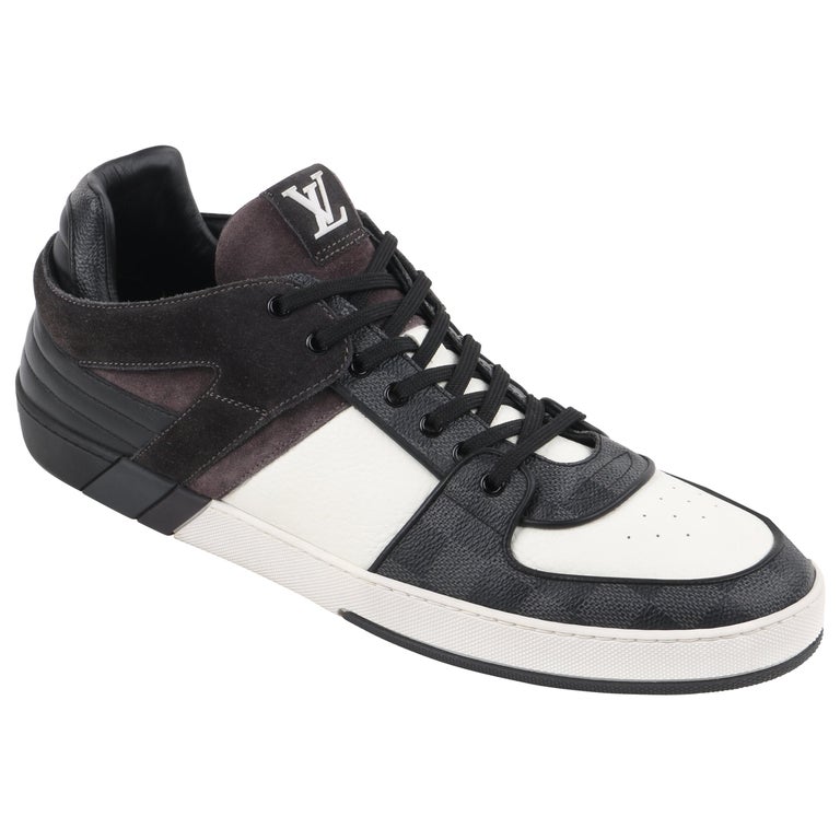 Used louis vuitton SNEAKERS / SHOES 7 / ATHLETIC - CASUAL