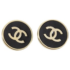 Chanel Vintage 03V Black and Gold Round CC Logo Clip Earrings