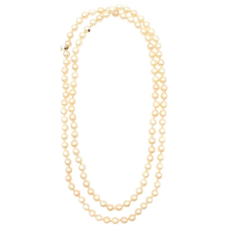 Vintage Chanel Faux Ivory Pearl Necklace
