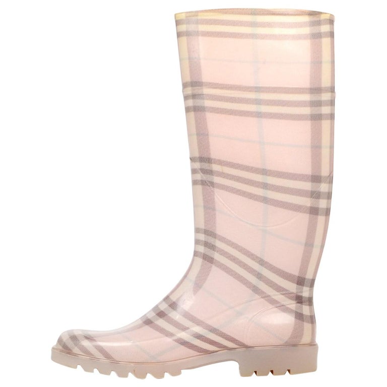 Burberry Pink Plaid Rubber Rain Boots Sz 37 For Sale at 1stDibs | pink  burberry rain boots