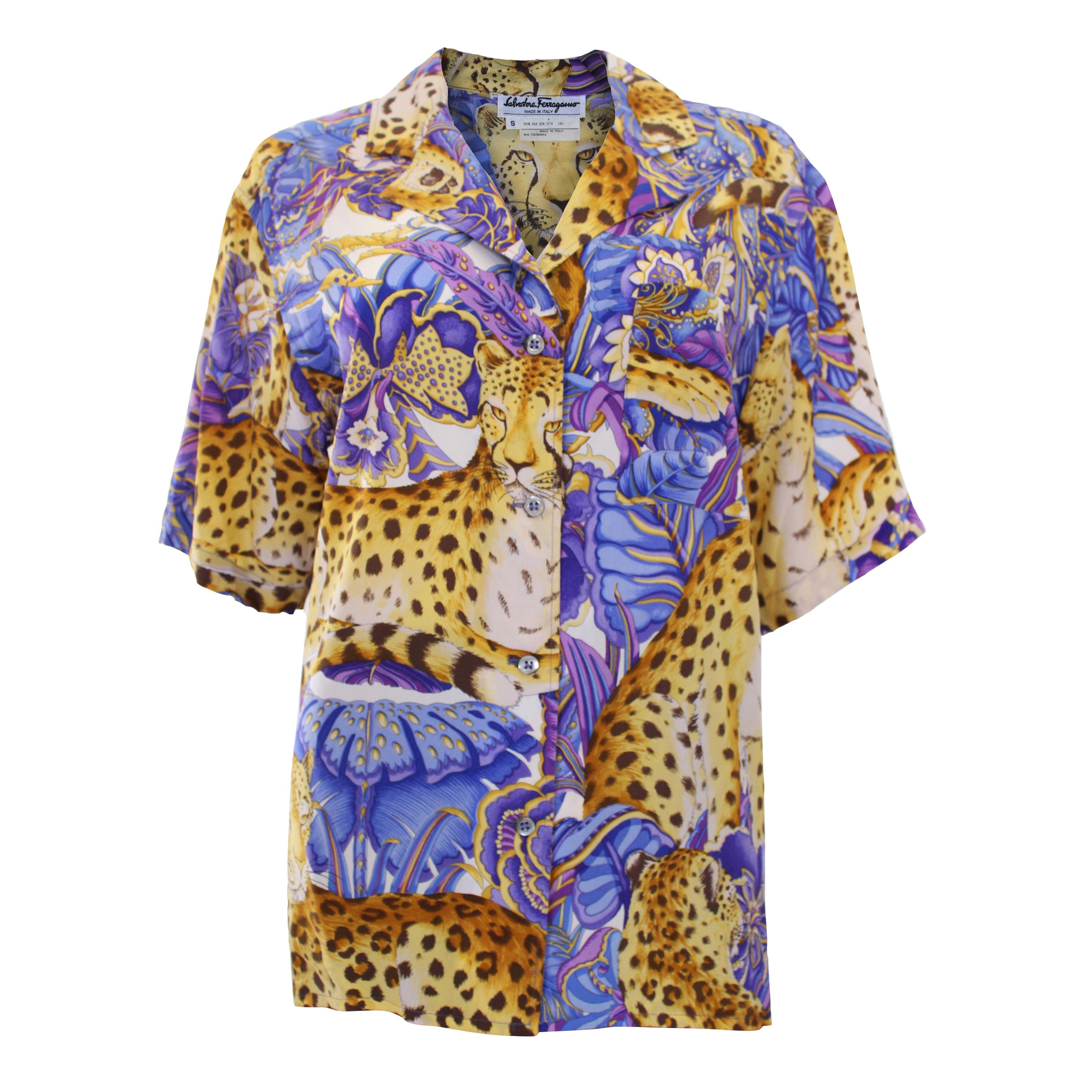 A vintage 1980s Salvatore Ferragamo Short sleeved silk shirt 