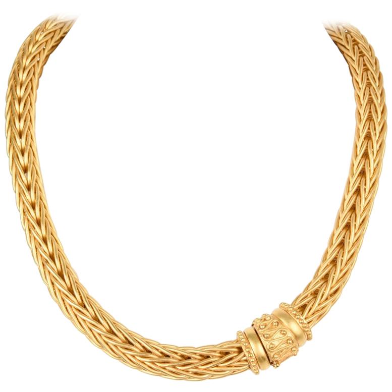 Halskette von Pepita aus mattem Gelbgold mit Weizengeflecht, 18 Karat