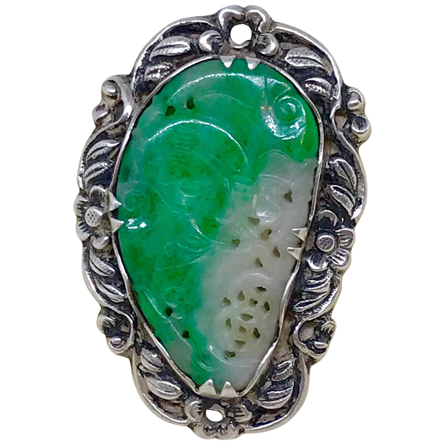 Mid-Century Chinese Sterling Silver and Carved Green Jade Ring For Sale