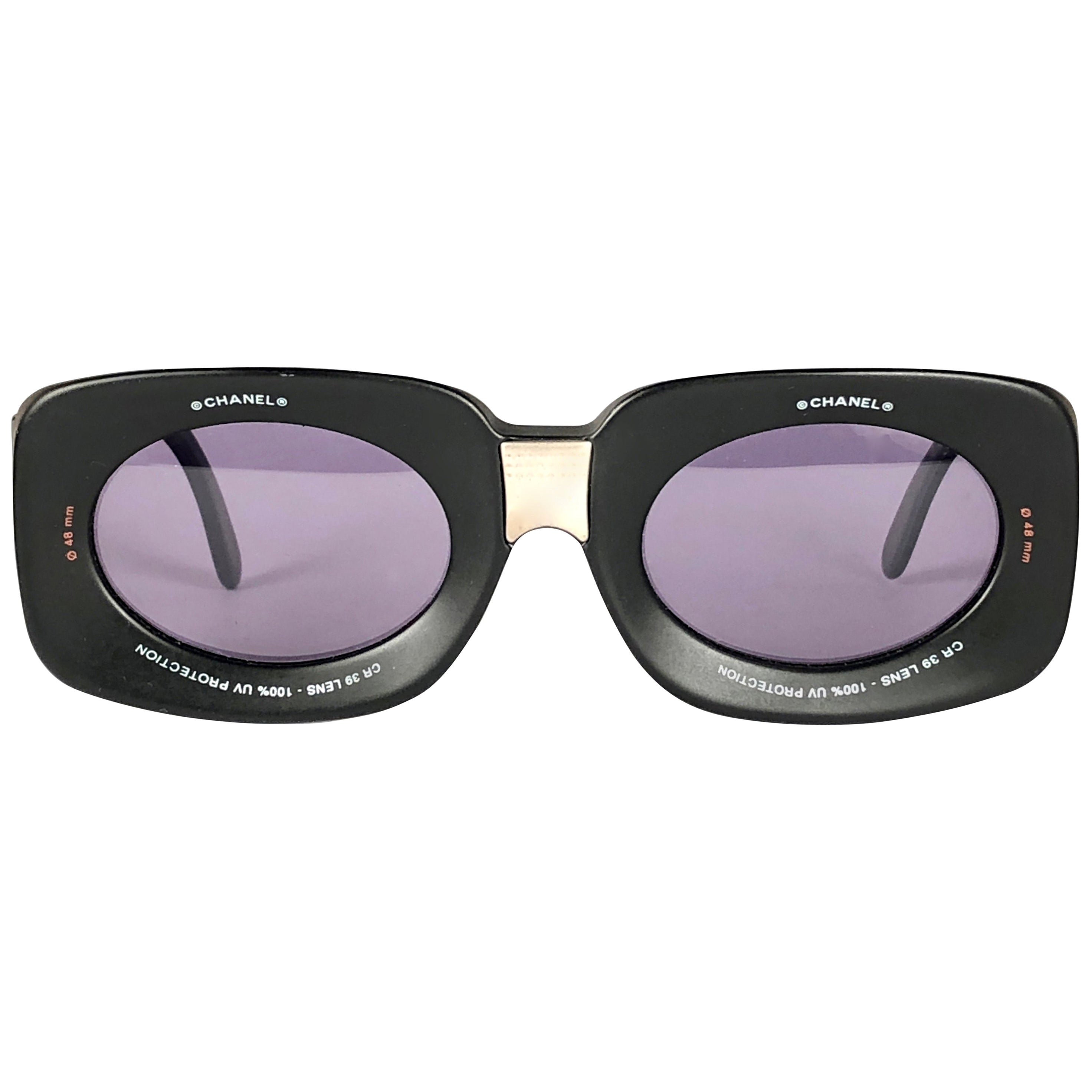chanel quilted sunglasses