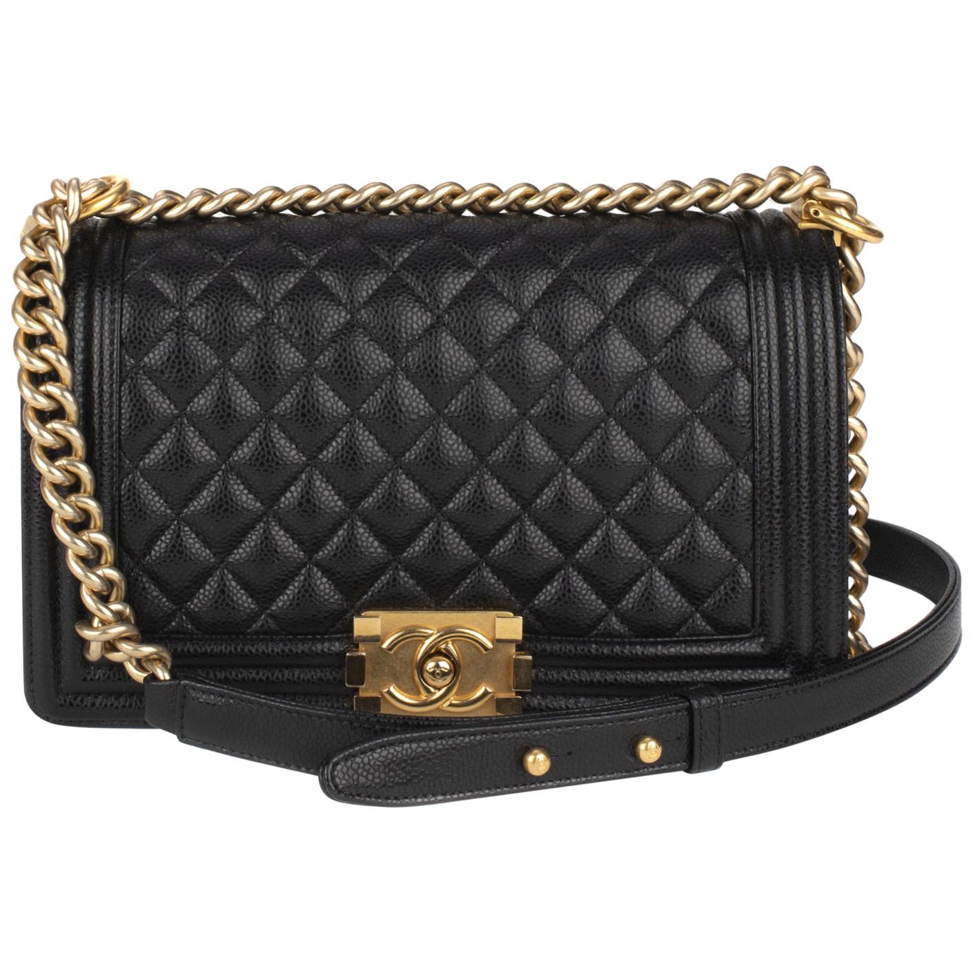 Handbag Chanel Boy Old medium (25cm) in Black Caviar Leather, GHW, like new  ! at 1stDibs