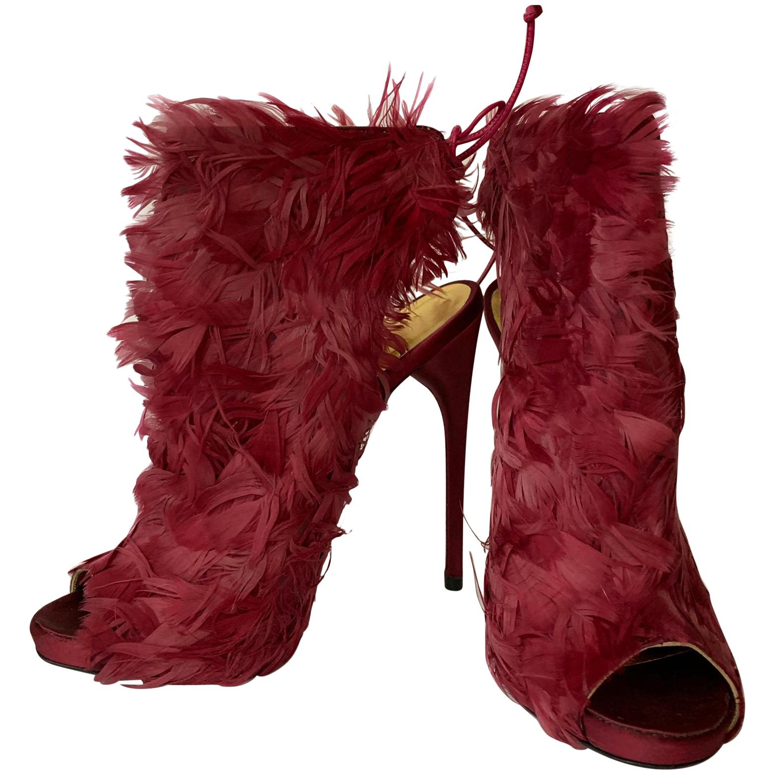 Tom Ford Red Sandal in ostrich feathers For Sale