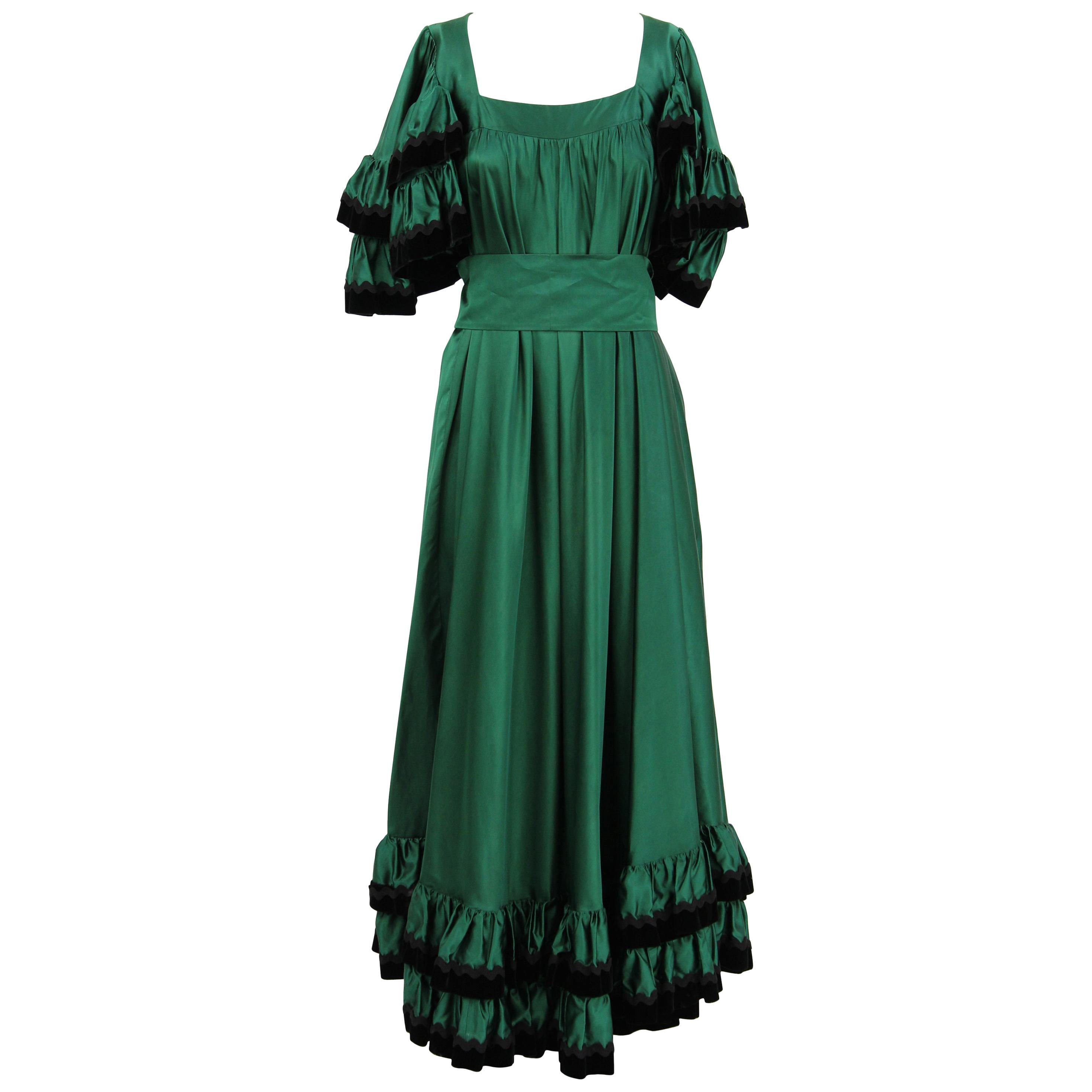 Stop Sénès Green Long Vintage Dress, 1970s