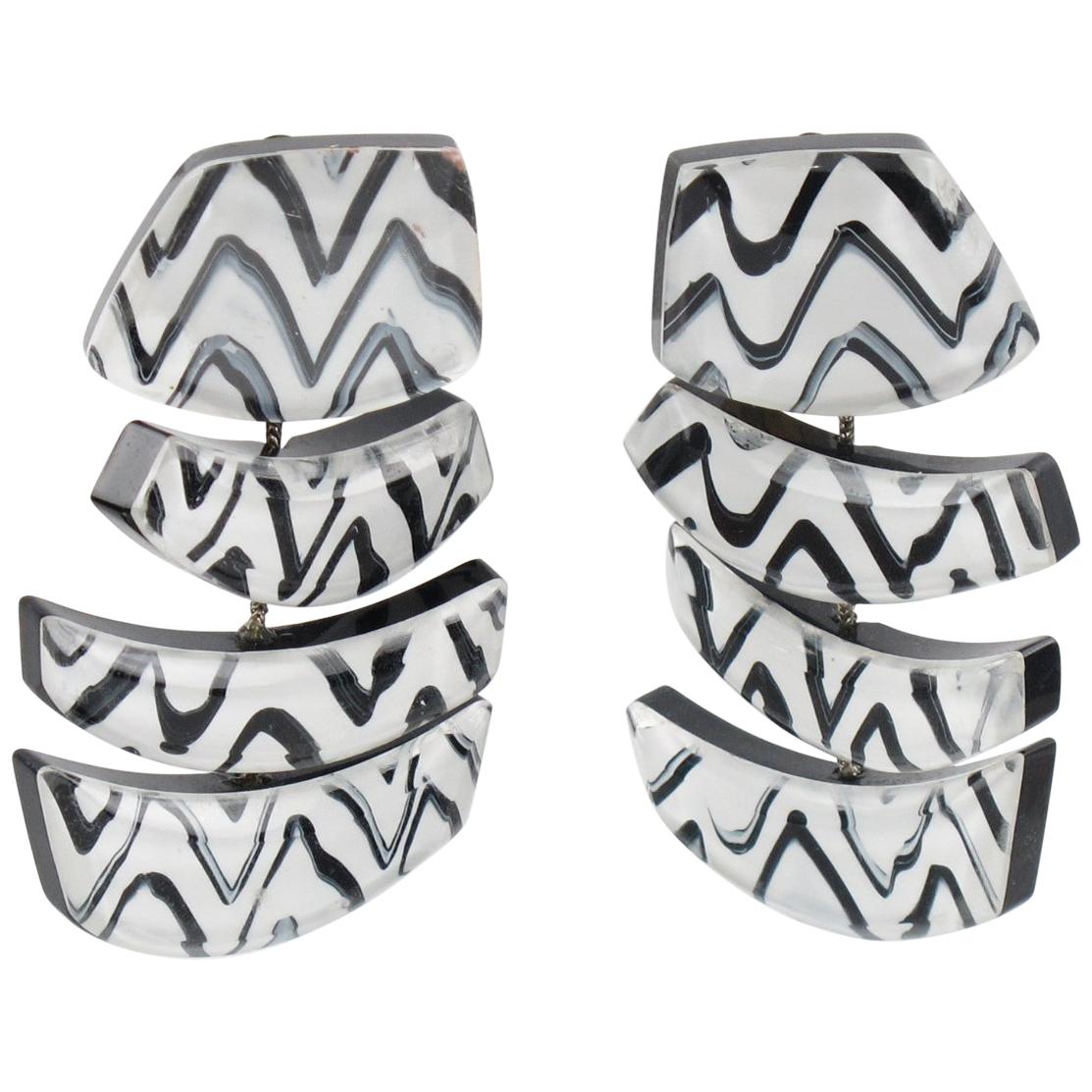 Anne & Frank Vigneri Black White Lucite Clip Earrings