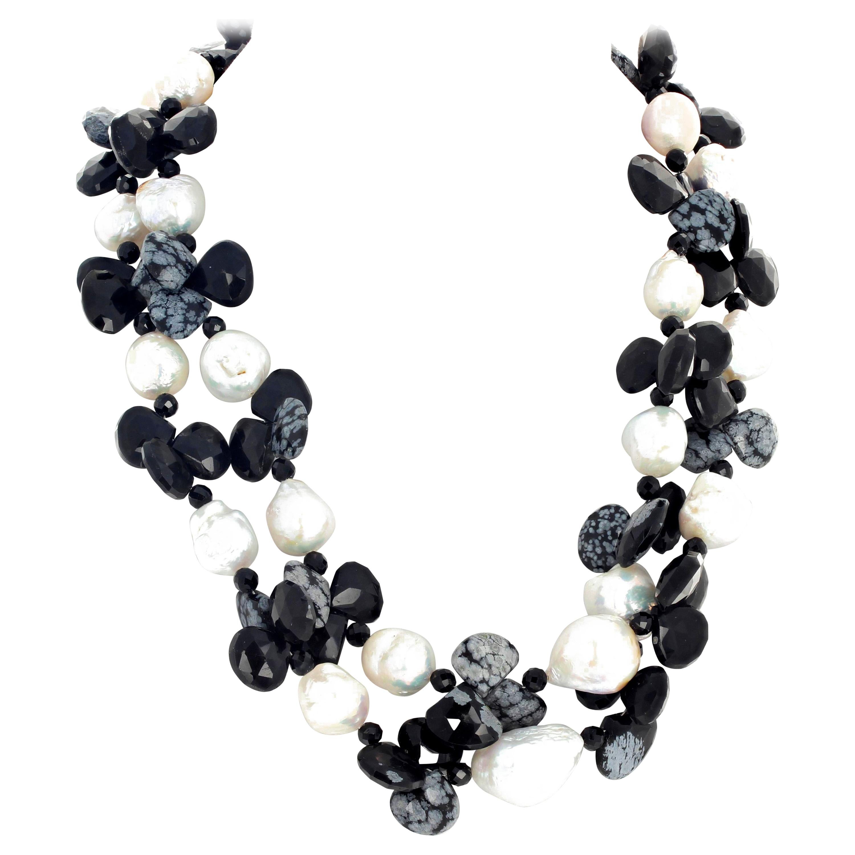Gemjunky Dramatic Elegant Cultured White Pearls & Snowflake Obsidian Necklace