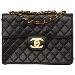 1994 Chanel Schwarze Vintage Jumbo XL Klappentasche aus gestepptem Lammfell