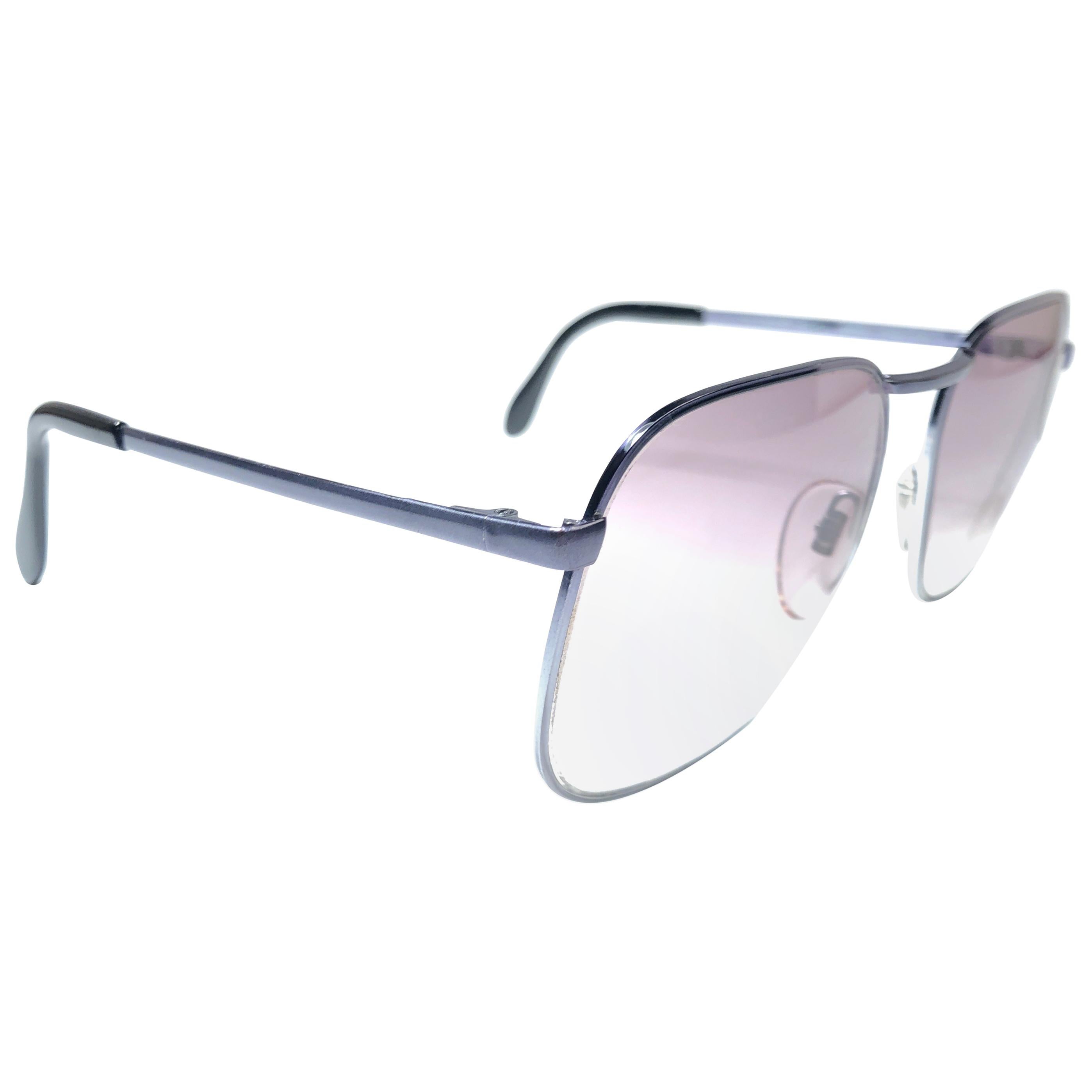 Vintage Rare Neostyle Silver Matte Grey Wechselgläser 1970 Sonnenbrille im Angebot