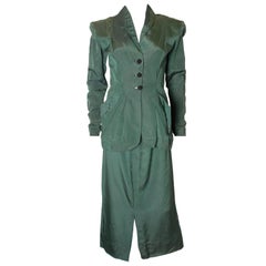 Traje de falda vintage de los 1940