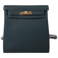 Hermes Kelly Ado II Sac à dos Vert Cypress Gold Hardware Nouveau