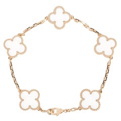 Van Cleef & Arpels Bracelet Vintage Alhambra en or jaune et cristal de roche Rare