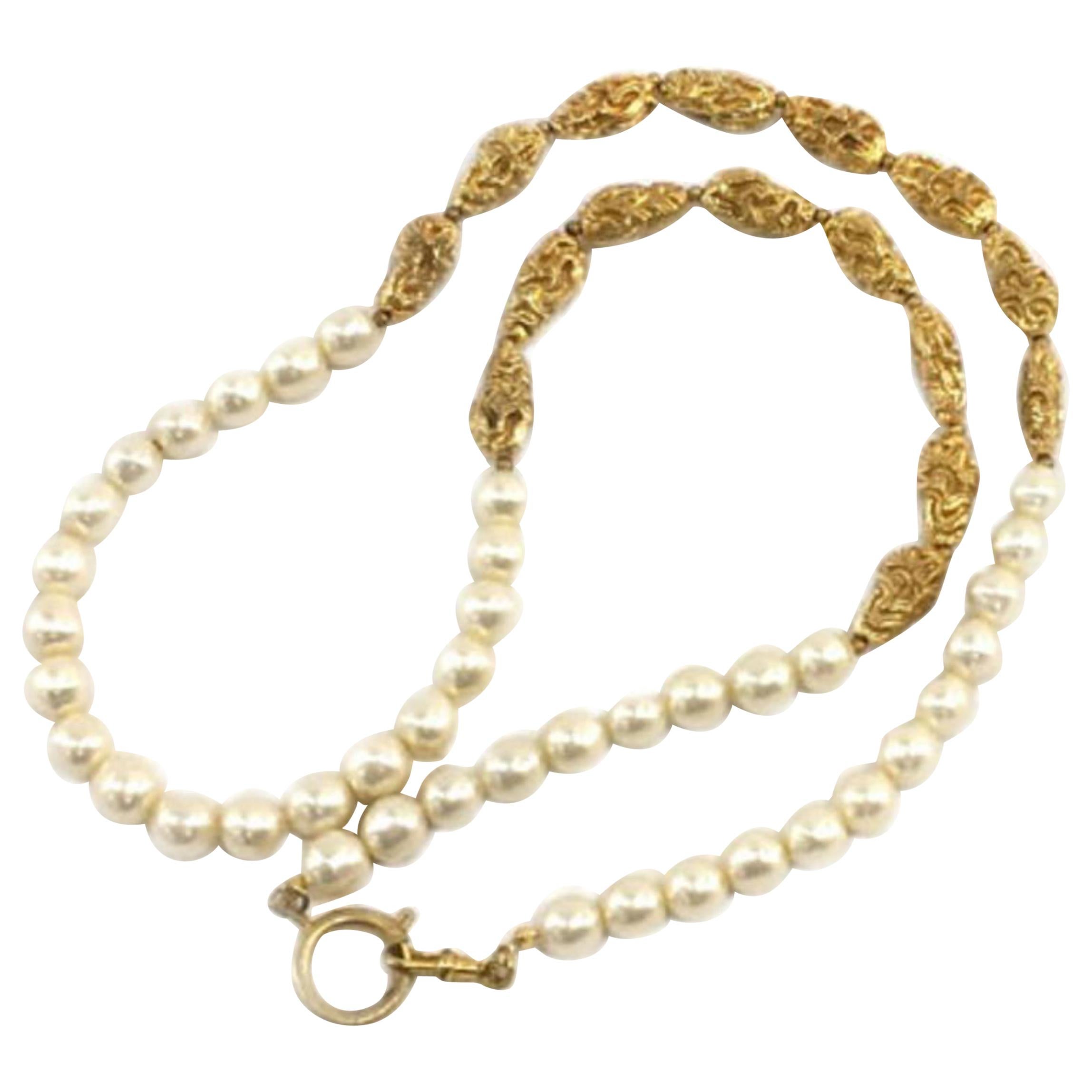 Chanel Gold Pearl 213417 Necklace For Sale