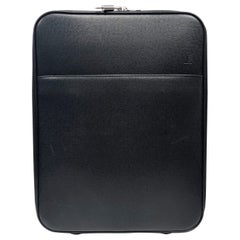 LOUIS VUITTON Taiga Pegase 45 Ardoise Business Suitecase Luggage