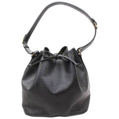 Louis Vuitton Noir Petit Noe Drawstring Hobo 868631 Black Leather Shoulder Bag