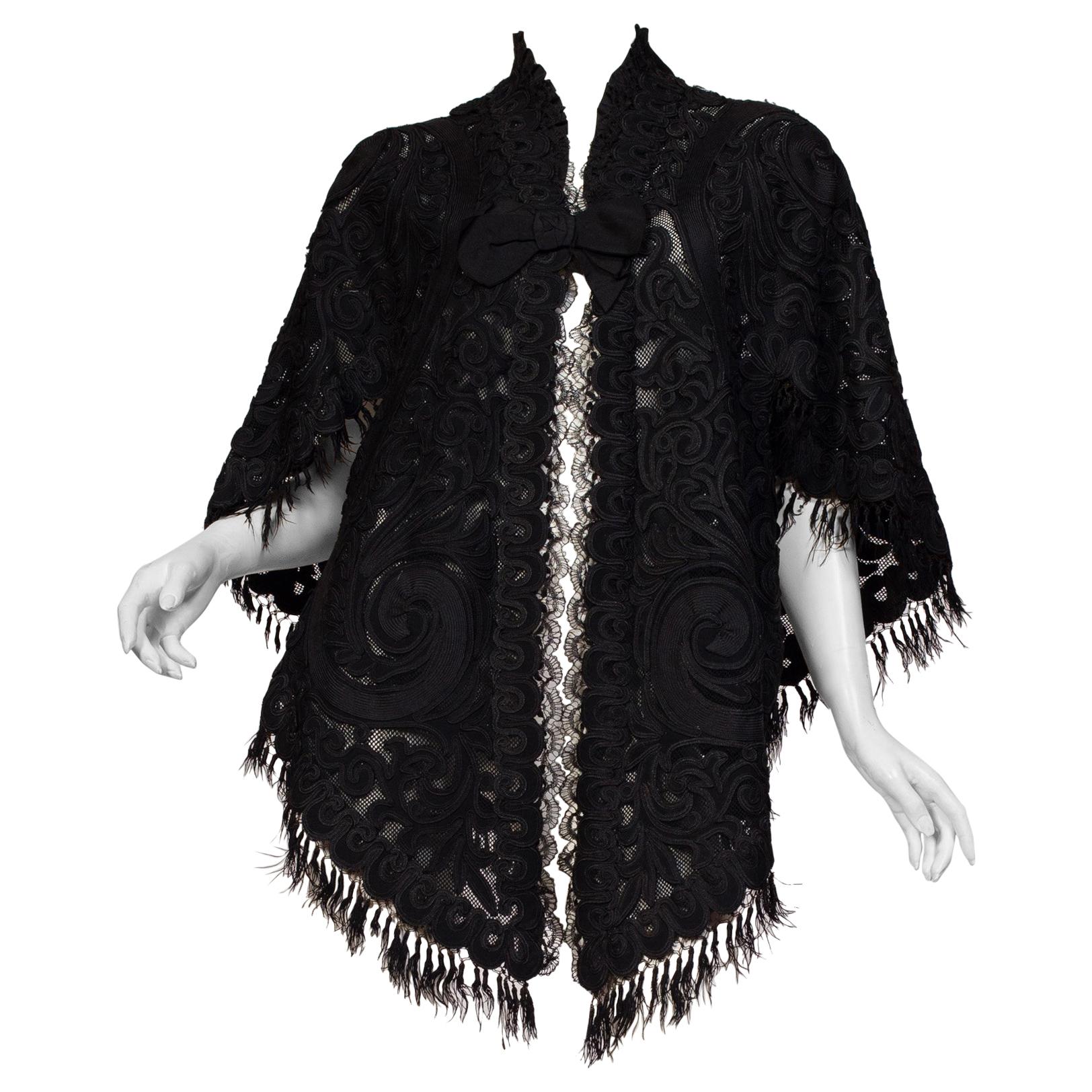Schwarzer viktorianischer Mantelumhang aus Seide und Baumwollnetz im Dolman-Stil mit Applikationen im Angebot