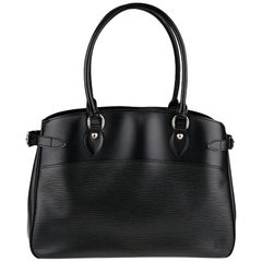 Louis Vuitton Passy Noir Gm 868989 Black Leather Shoulder Bag