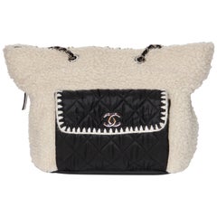 Chanel Coco Neige Grand Sac Shopping