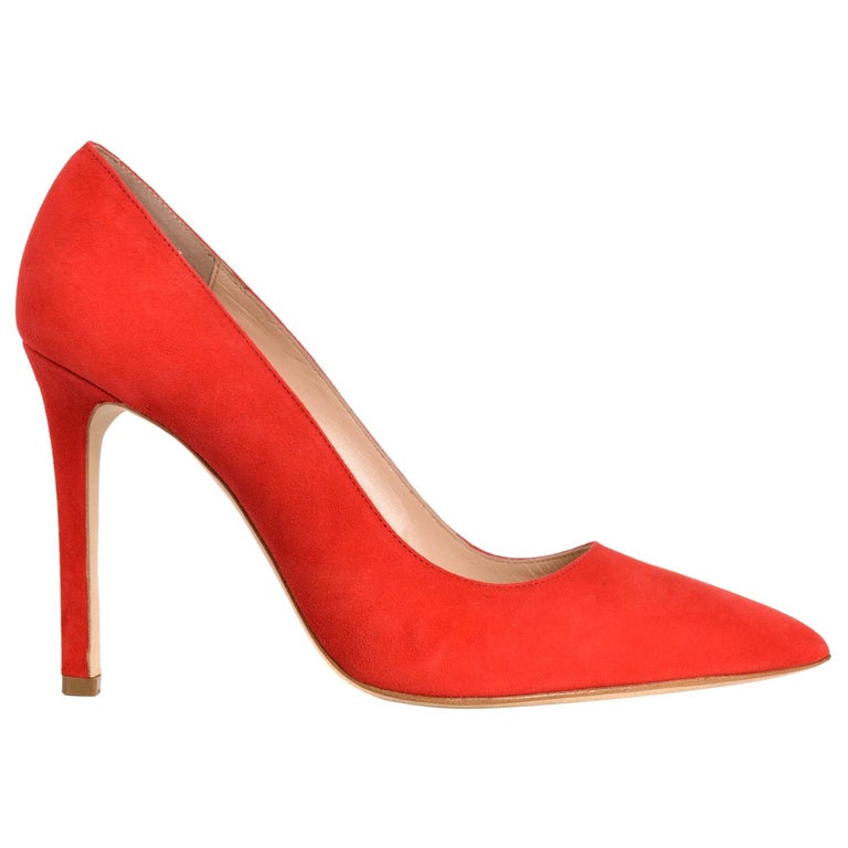 Manolo Blahnik Women's BB Red Suede Pointed Toe Pumps For Sale at 1stDibs
