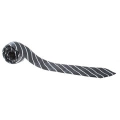 Louis Vuitton Silver Black Logo Men&#39;s Tie Clip at 1stdibs