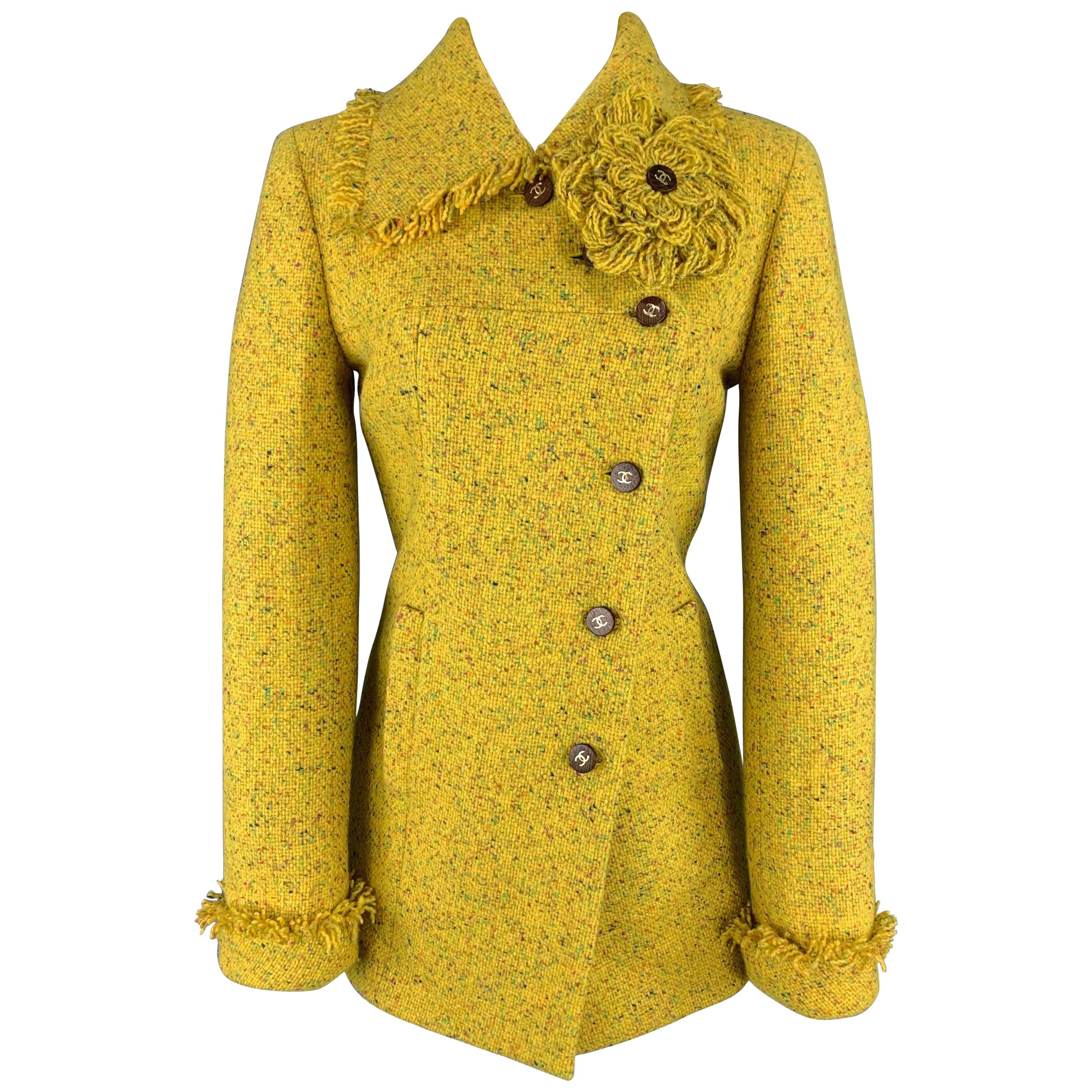 CHANEL Size 6 Yellow Speckled Tweed Asymmetrical Flower Brooch Coat