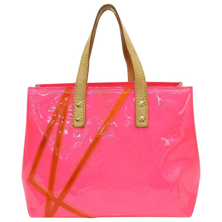 Louis Vuitton Reade Robert Wilson Fluo Pm 867969 Pink Patent Leather ...