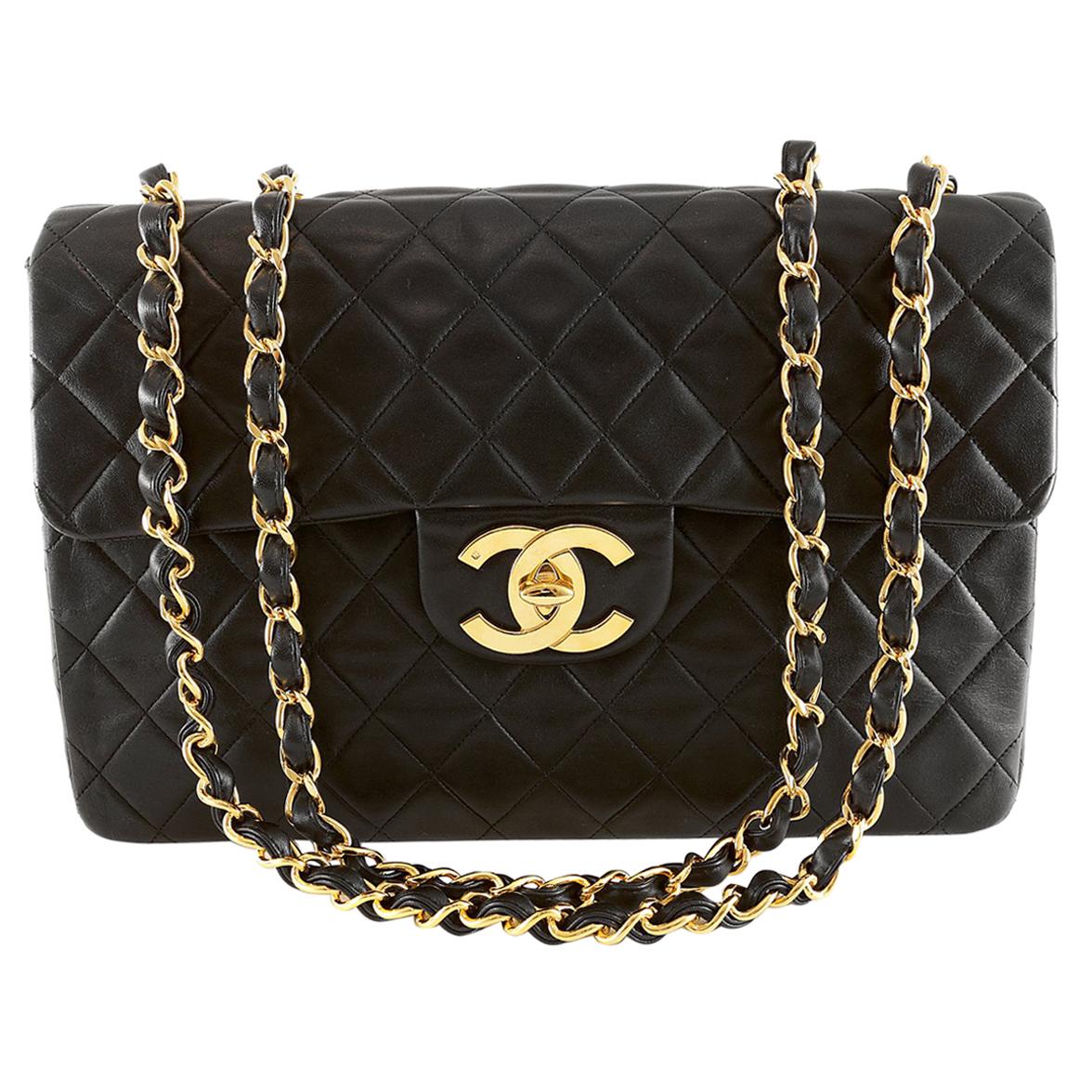 Chanel Black Vintage Medium Classic Flap Bag