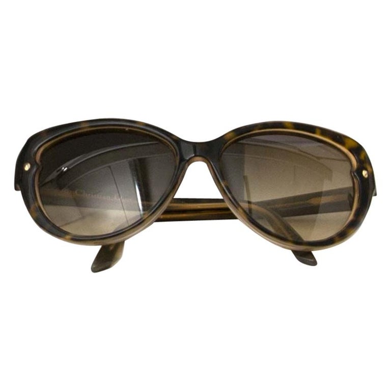 Dior Butterfly Tortoise Sunglasses For Sale at 1stDibs