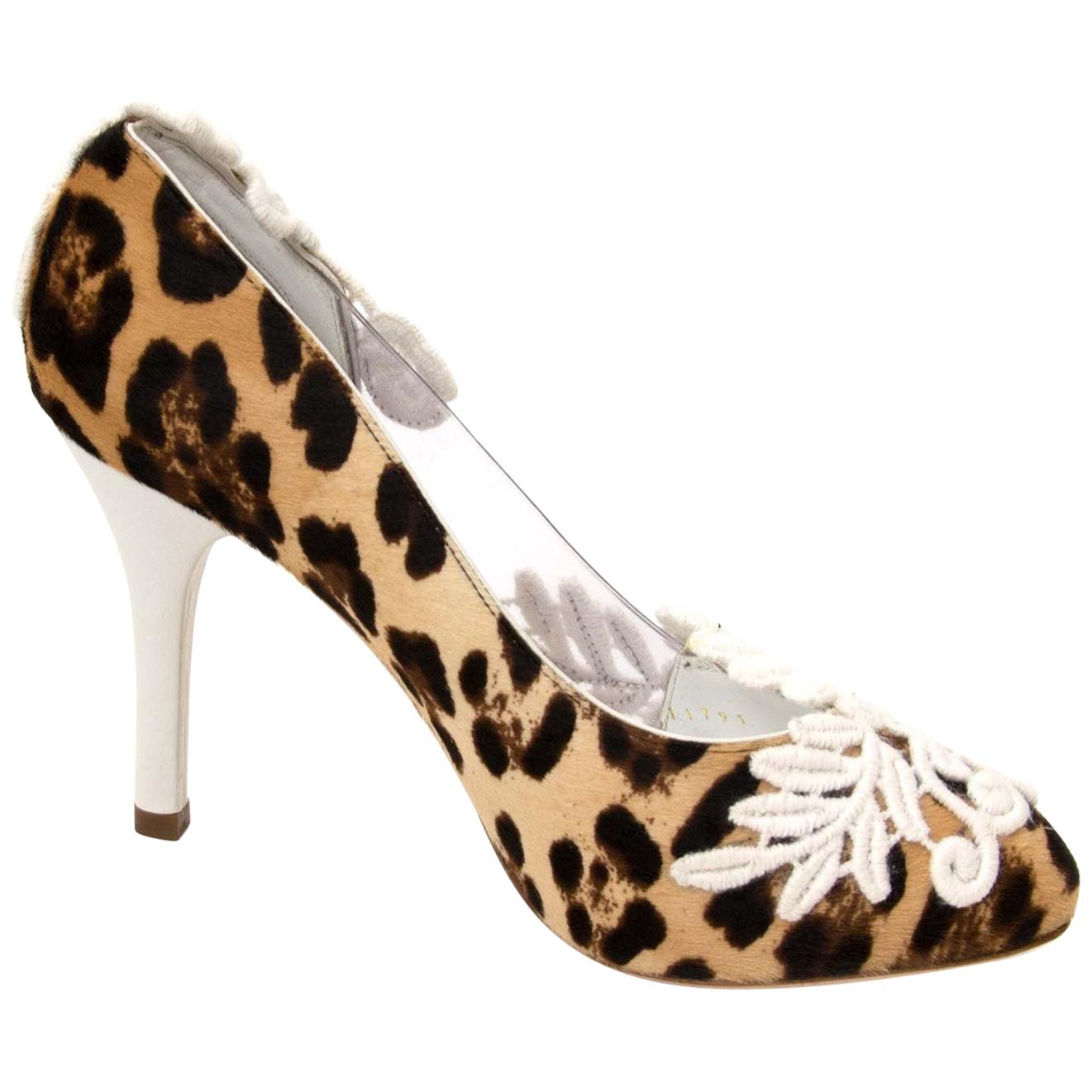 Dolce & Gabbana Leopard And Flower Lace Pumps  For Sale