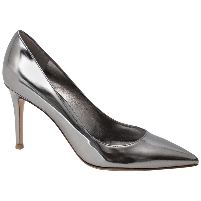 Gianvito Rossi Metallic Pumps -Size 37,5 For Sale at 1stDibs