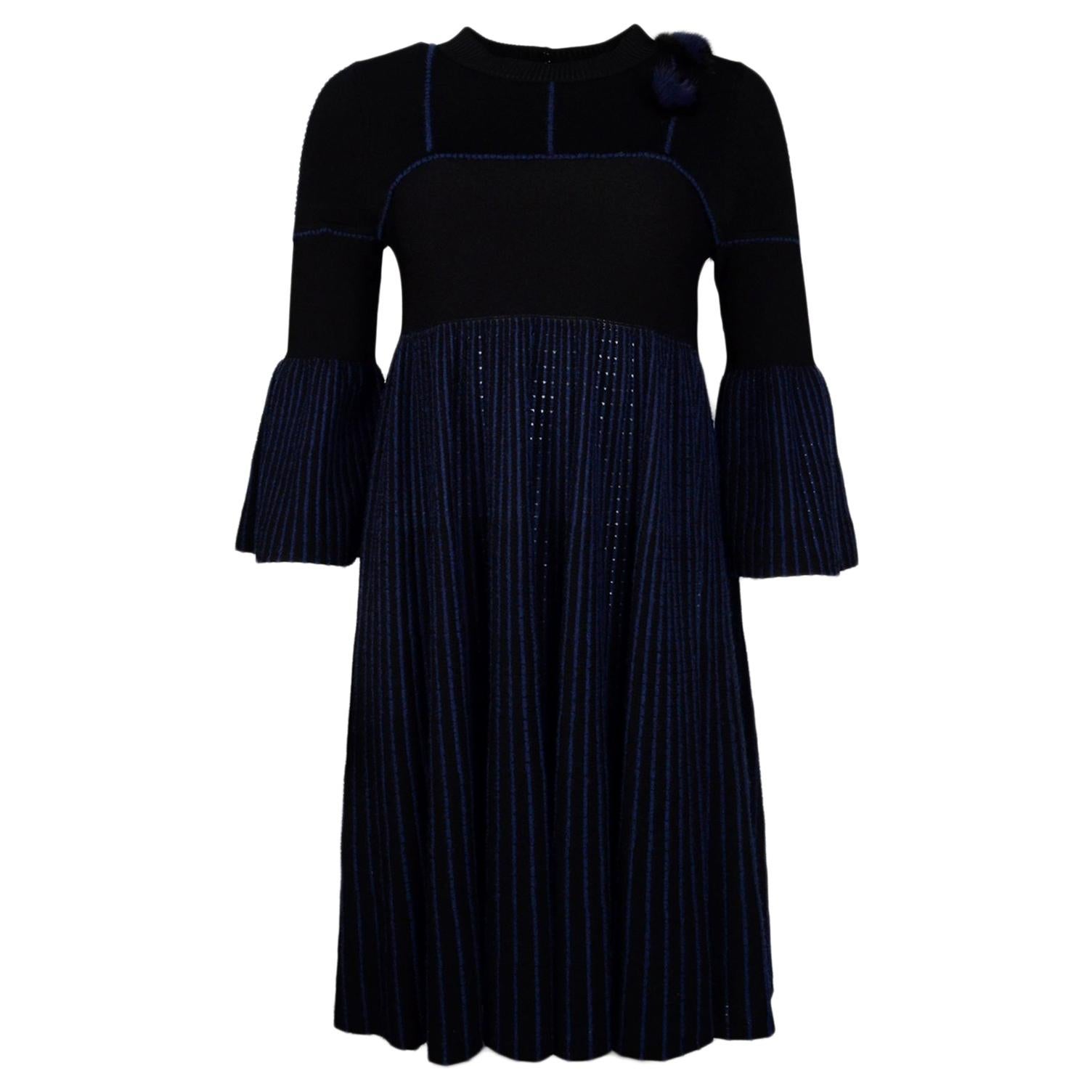 Fendi Navy/Black Knit Dress W/ Mink Fur Heart Detail Sz IT38/US2