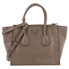 Prada Doppeltaschen-Tasche Glace Calf Medium