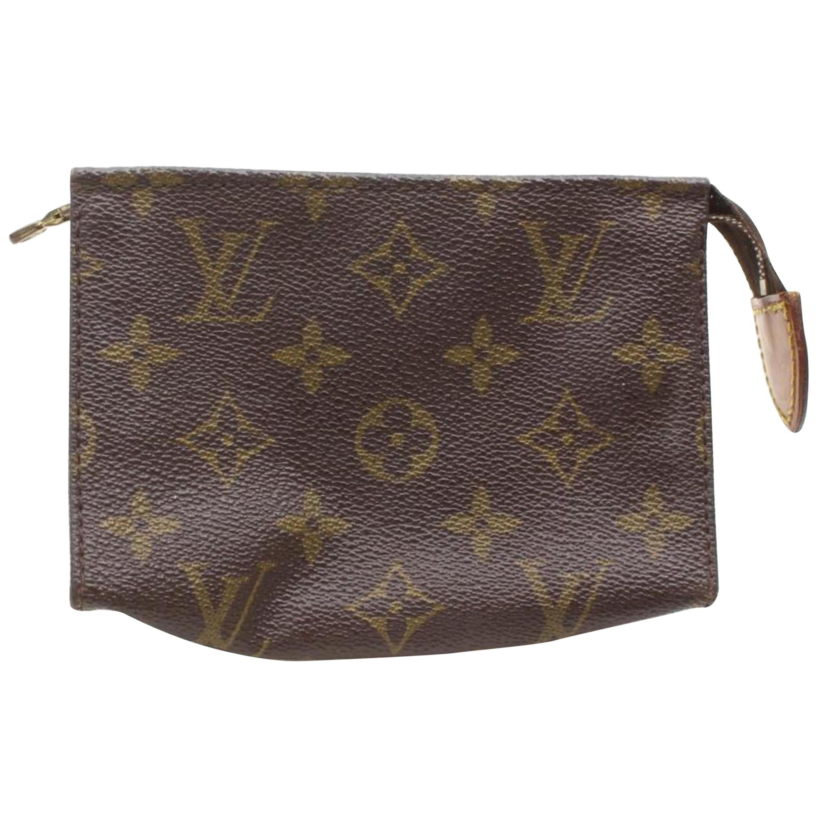 Louis Vuitton Brown Poche Toiletry Pouch 15 Toilette 868413 Cosmetic Bag For Sale