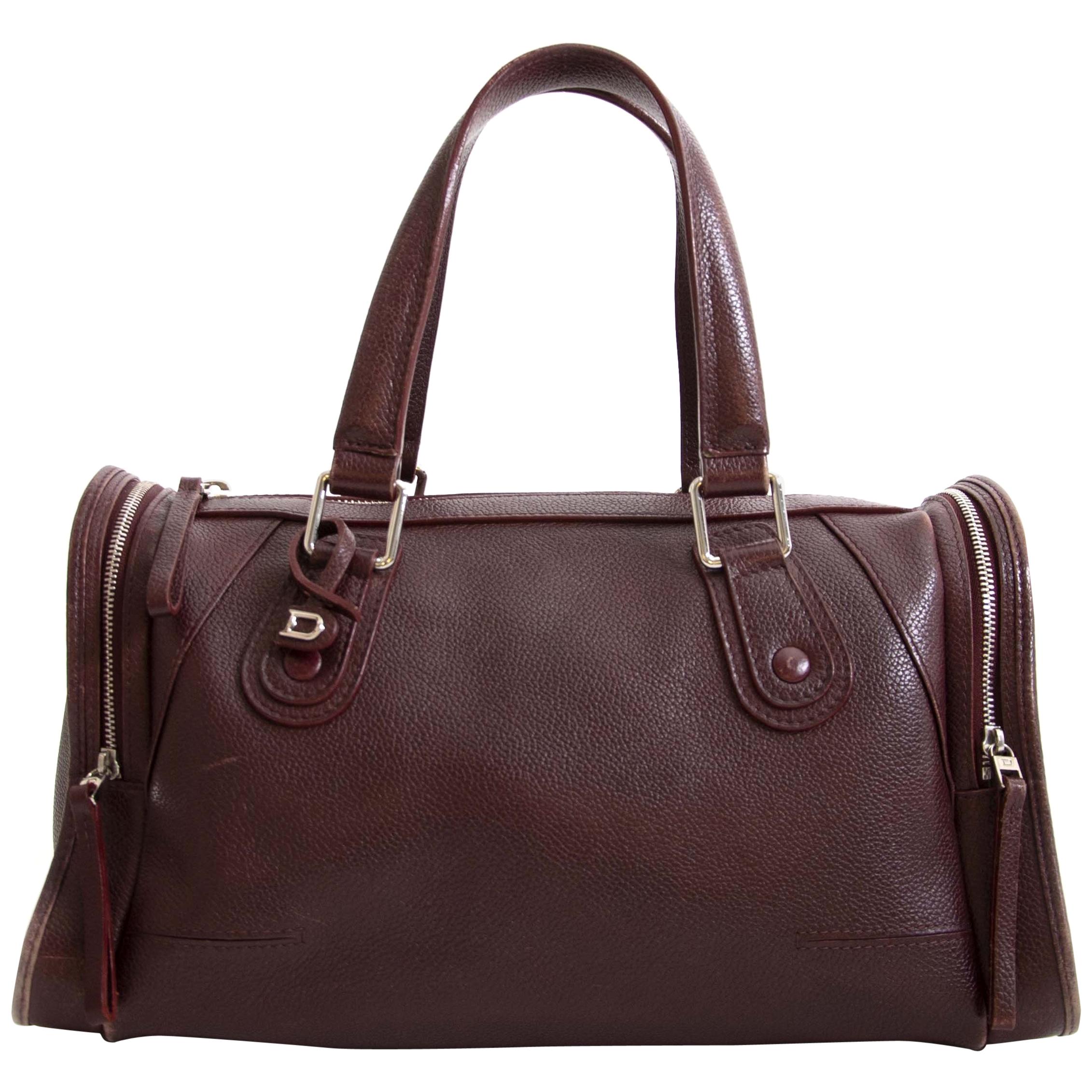 Delvaux Dimanche Trotteur Opéra 