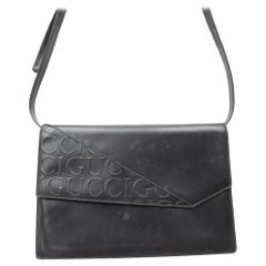 Vintage Gucci Embossed Logo Flap 869399 Black Leather Shoulder Bag