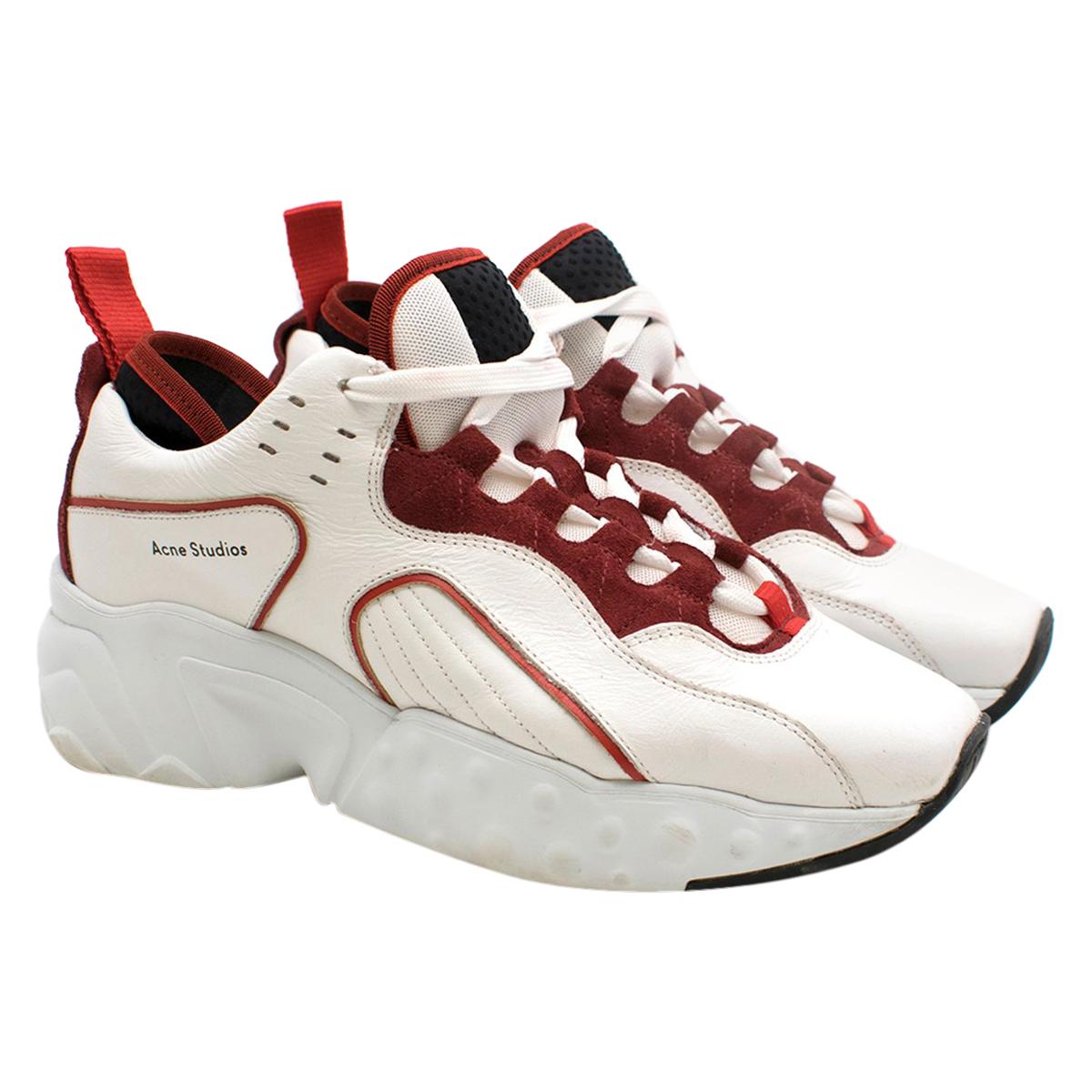 manhattan sneakers