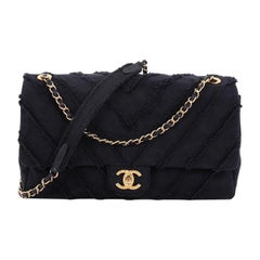 Chanel CC Klappentasche Chevron Canvas Patchwork Maxi