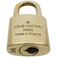 Louis Vuitton Gold Single Key Lock Pad Lock and Key 867695
