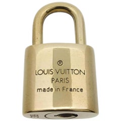 Louis Vuitton Gold Single Key Lock Pad Lock and Key 867698