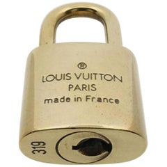 Louis Vuitton Gold Single Key Lock Pad Lock and Key 867607