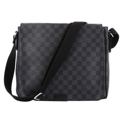 Louis Vuitton District Messenger Bag Damier Graphite MM