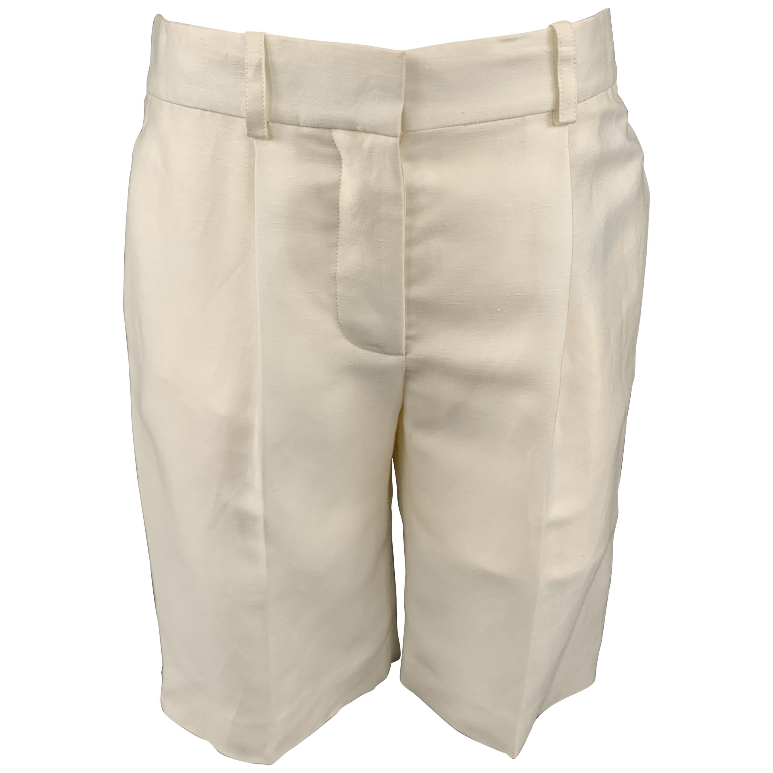 CHLOE Size 2 Cream Silk Pleated Shorts