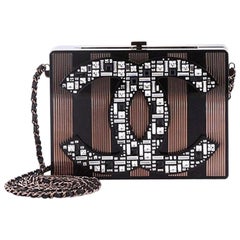 Chanel CC Minaudiere Clutch Strass Embellis Plexiglas