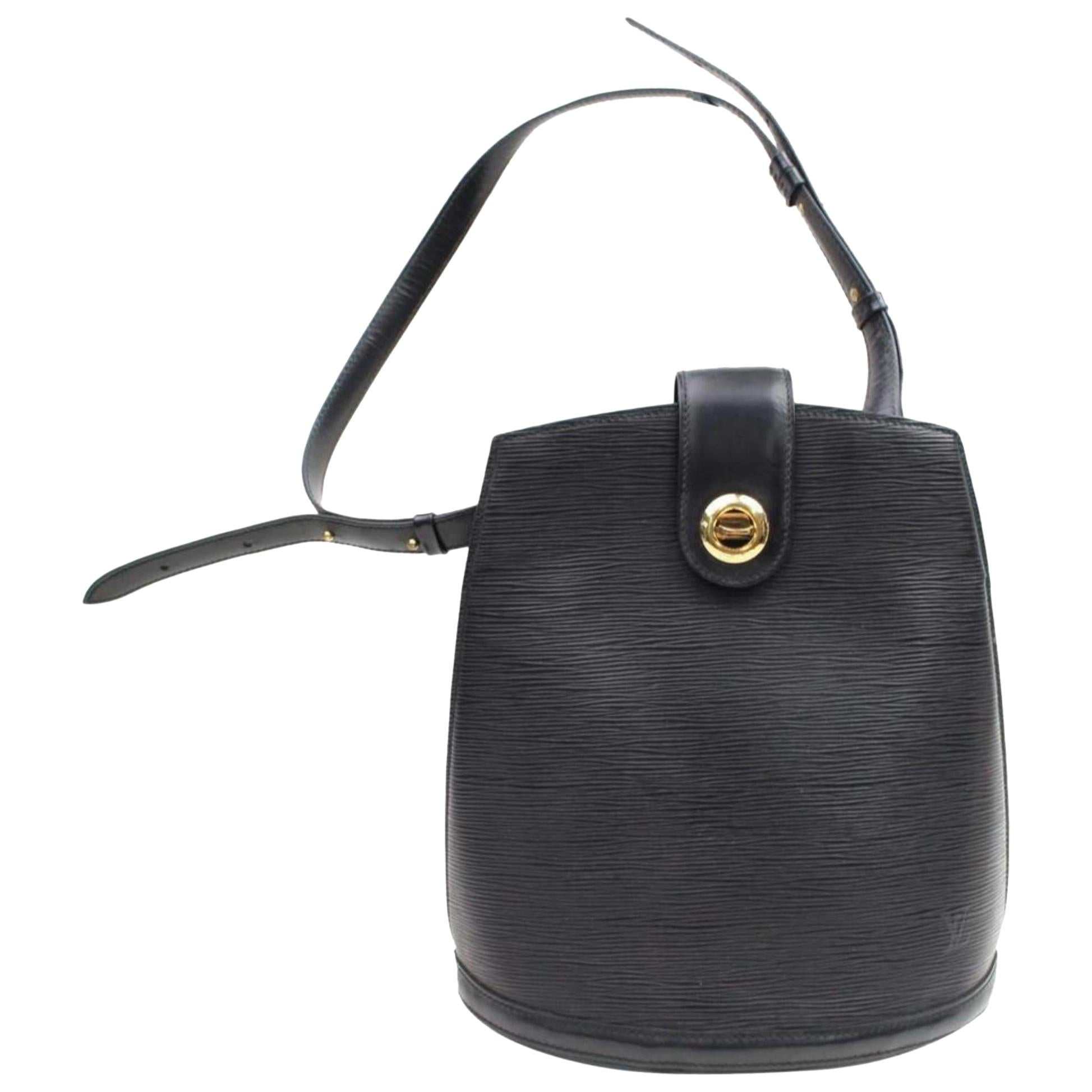 Louis Vuitton Cluny 867145 Black Leather Shoulder Bag For Sale