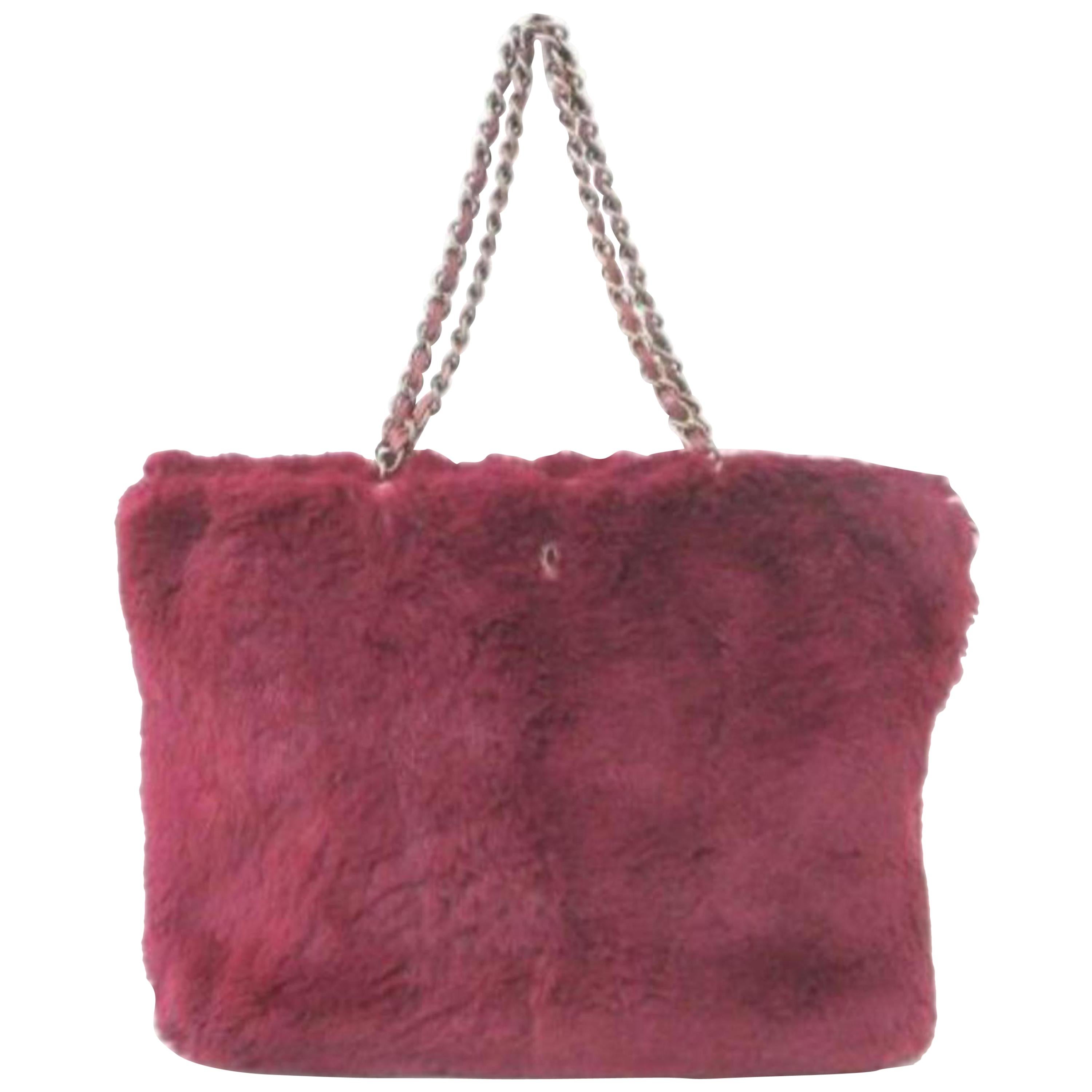 Chanel Chain 865809 Red Rabbit Fur Tote For Sale