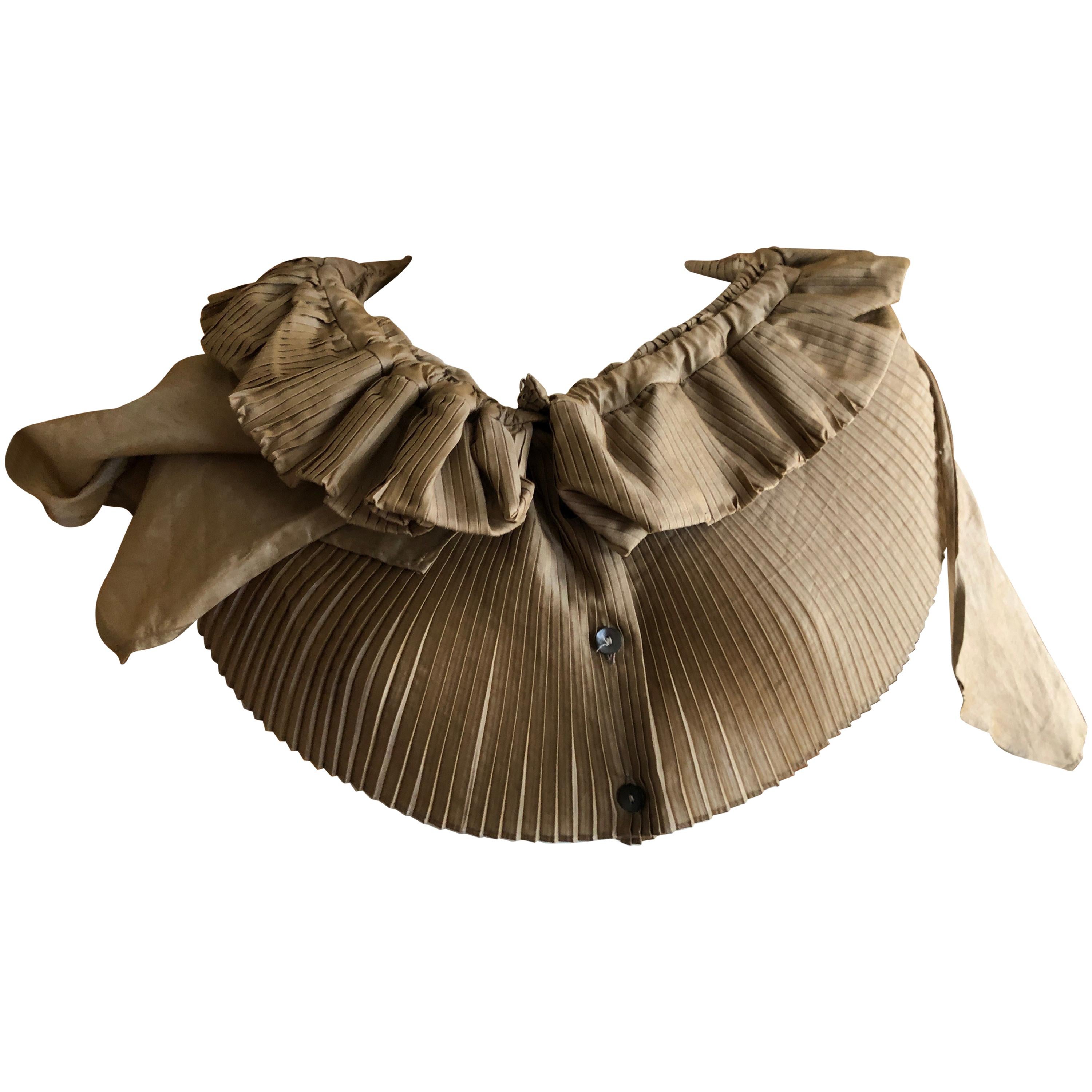 Romeo Gigli Vintage Pleated Ruffled Collar For Sale